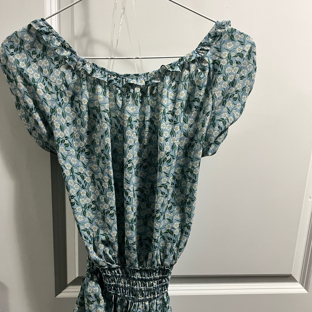Ladies frilly shirt